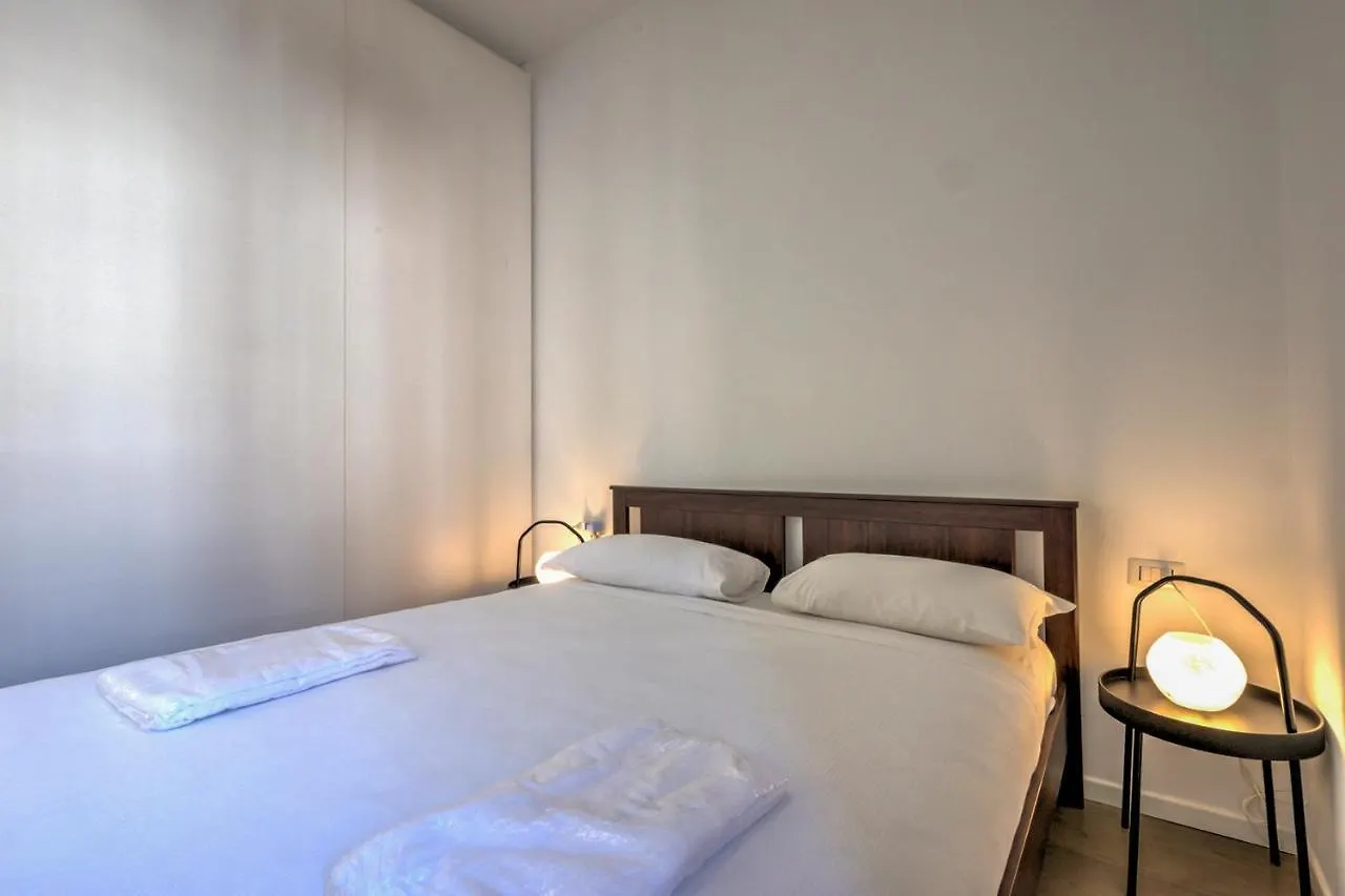 Nuovo Bilocale Con Giardino Vicino Mm Dateo Apartment Milan Italy